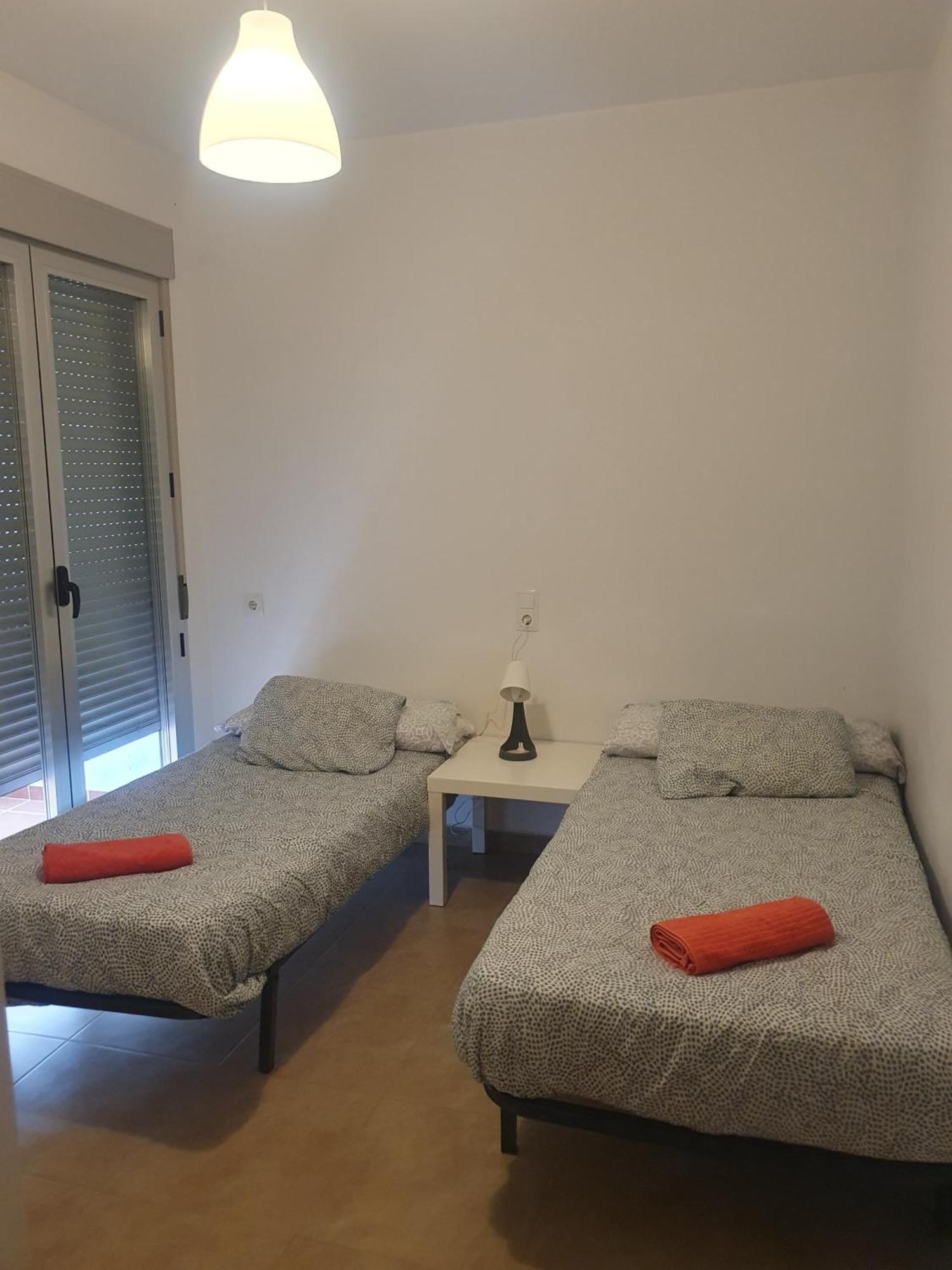 Piso Centrico Con Garaje En Hellin Apartment Exterior photo